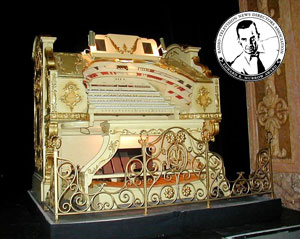 Paramount organ photo courtesy Puget Sound Theatre Organ Society (PSTOS)